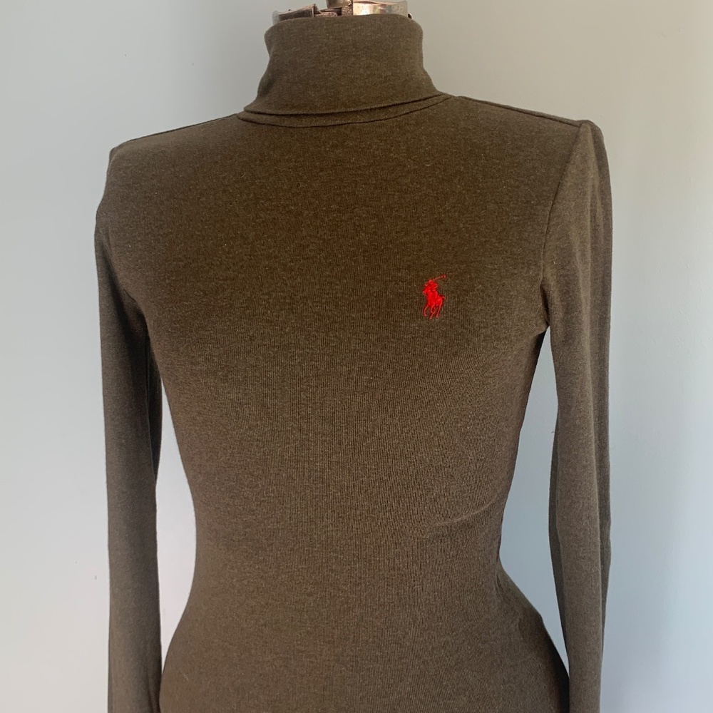 Polo Ralph Lauren women's S forest green lightweight turtleneck red pony